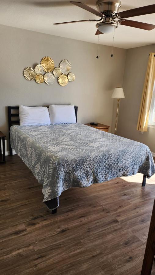 Golden Arrow Motel Ламар Экстерьер фото