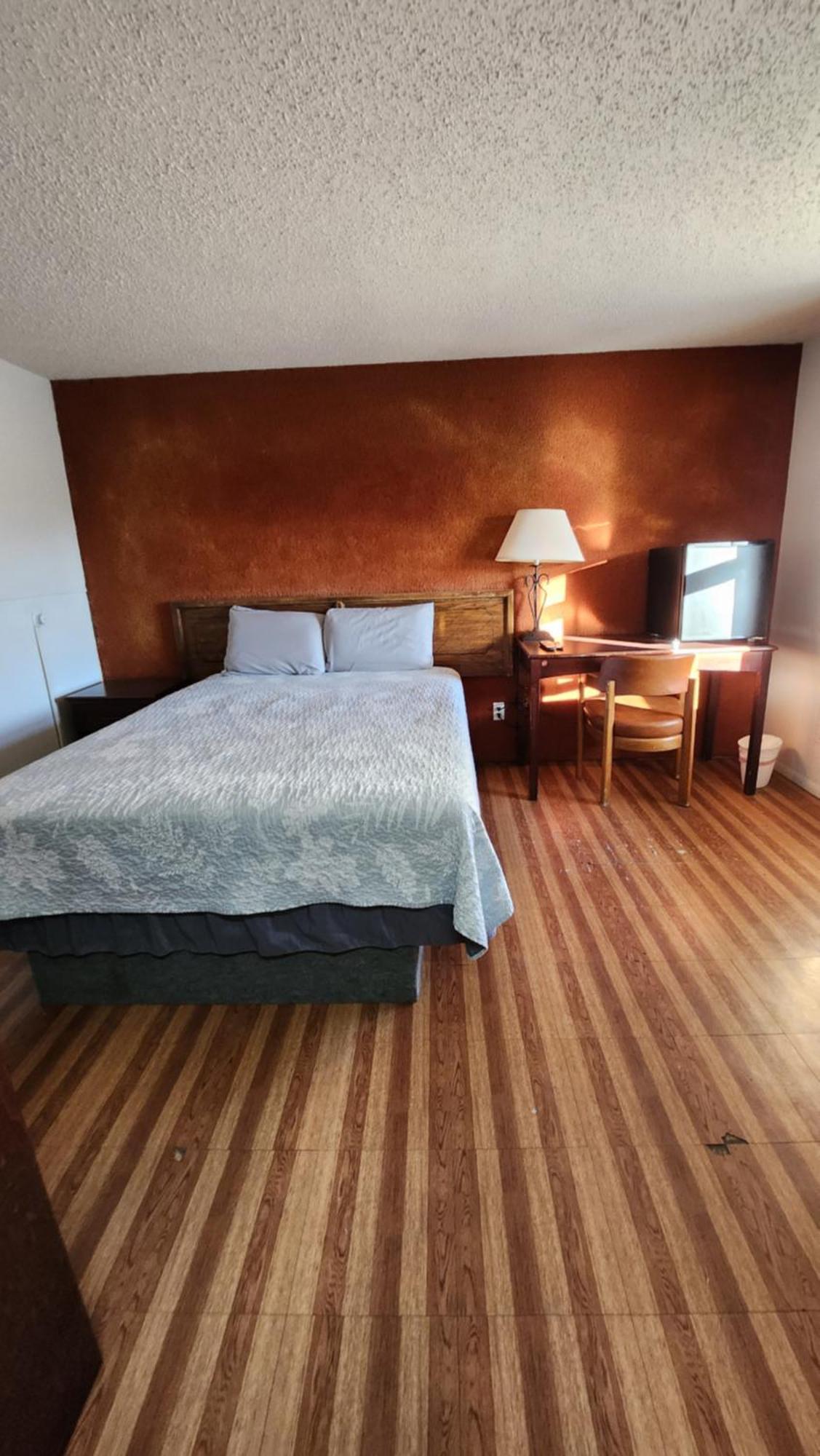 Golden Arrow Motel Ламар Номер фото