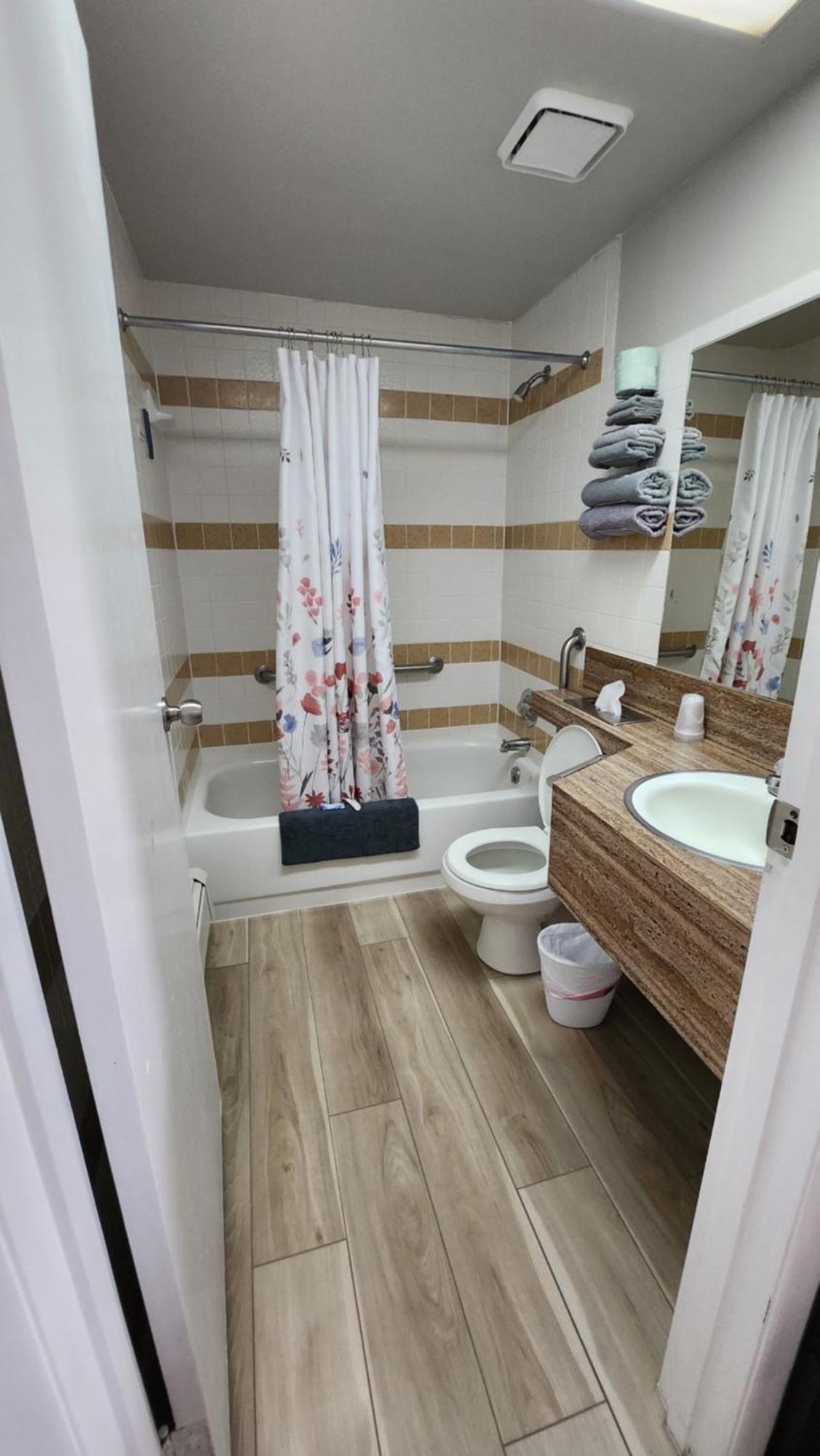Golden Arrow Motel Ламар Номер фото